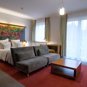 Hotel Szarlota - Kompleksowo na Kaszubach